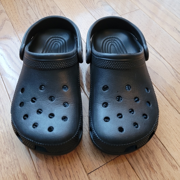 Crocs Classic Clog Shoes black unisex Comfort M4 W6